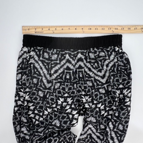 Sanctuary Womens Wide Leg Palazzo Pant Size M Black White Geometric Pull On Boho - Picture 6 of 9